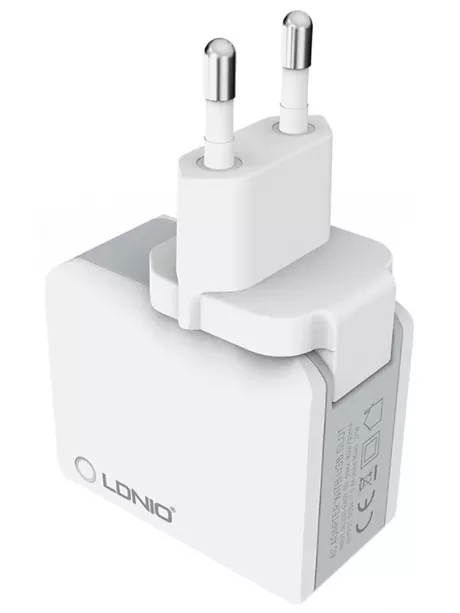 универсальное зарядное устройство LDNIO A3303 3USB *3,4A white